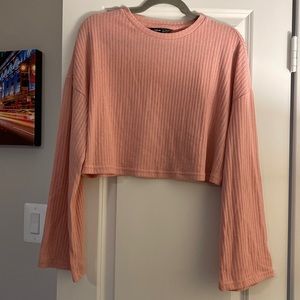 Light pink long sleeved cropped shirt